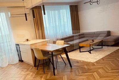 Apartament cu 3 camere semidecomandat în Central - 4