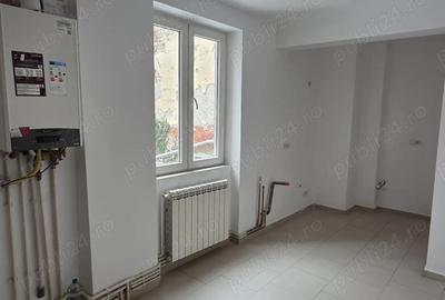Apartament cu 2 camere decomandat în Central - 3