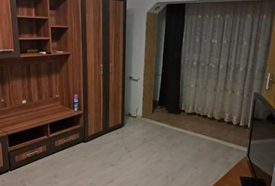 Inchiriez garsoniera. - 5