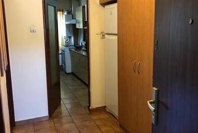 Garsonieră decomandată, mobilată în Trafic Greu - 7