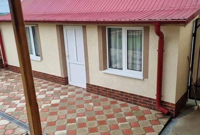 Casă cu 4 camere în Central - 2