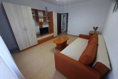 Proprietar inchiriez apartament