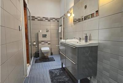 Apartament cu 2 camere nedecomandat, mobilat în Centrul Istoric - 4