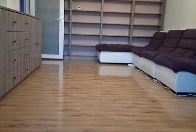 Apartament cu 3 camere decomandat în Central - 8