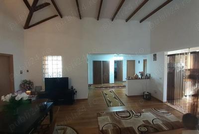 Casă cu 3 camere cu Teren 684 Mp în Voinești - 5