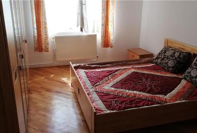 Casă cu 5 camere cu Teren 4500 Mp în Lerești - 4