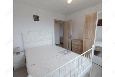 Apartament cu 2 camere semidecomandat în Giurgiului