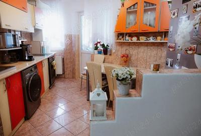 Apartament cu 3 camere semidecomandat în Micro 16 - 9