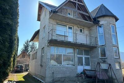 Casă cu 4 camere în Stejaru - 5