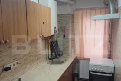 Apartament cu 3 camere decomandat în Micro 5 - 6