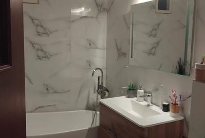 Apartament cu 3 camere decomandat în Central - 3