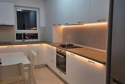 Apartament cu 3 camere decomandat în Exterior Vest - 5