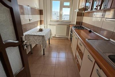 Dristor, 5 minute metrou, pe Sos Mihai Bravu, langa MC Donad's, bloc 1980, - 7