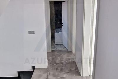 Duplex cu 5 camere cu Canalizare în Cristian - 6