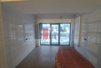 Spațiu comercial, de 143 mp, în Jiului