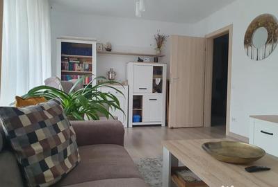 Apartament cu 3 camere decomandat în Sud - 2