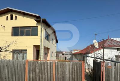 Casă cu 7 camere cu Teren 954 Mp în Găgeni - 3