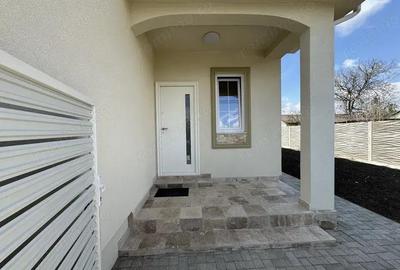 Duplex 4 camere in localitatea Sag Duplex 4 camere in localitatea Sag - 2