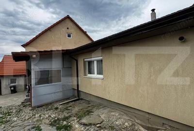 Casă cu 3 camere cu Teren 1180 Mp în Central