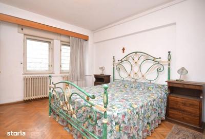 Apartament cu 4 camere decomandat în Unirii - 4