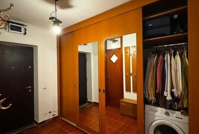 Vanzare Garsoniera intre Metrou Timpuri Noi, Mall Vitan si Bd. Nerva Traian - 1