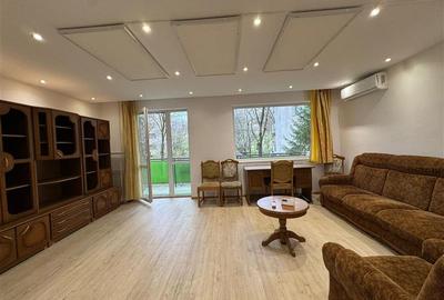 Apartament cu 3 camere decomandat, mobilat în Plopilor - 1