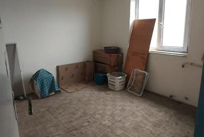 Apartament cu 2 camere semidecomandat în Viziru 1 - 2