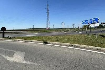 Teren de 10000 mp, în Vest - 6