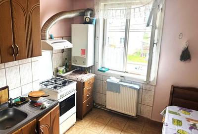 Vanzare apartament 3 camere mobilat si utilat - Obor Gura Humorului - 6