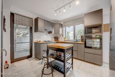 Casa moderna 4 camere,141m, living generos, curte verde, Tunari - 11