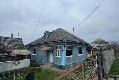 Casa 60 mp, teren 7 ari, baie renovata, Bozanta Mica - 2