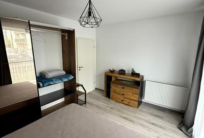 Apartament cu 2 camere decomandat, mobilat în Tractorul - 5