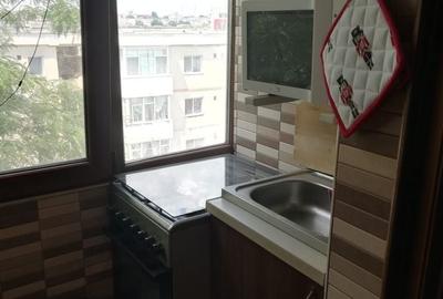 Garsonieră decomandată, mobilată în Trocadero - 13