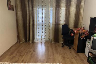 Apartament cu 2 camere decomandat în Gară