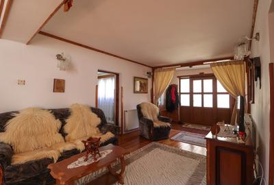 Apartament cu 4 camere decomandat în Platoul Izvor - 1