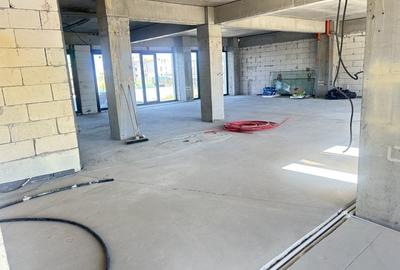 Spațiu comercial, 550 mp în Km 5