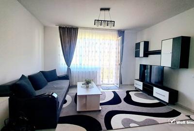 Apartament cu 3 camere semidecomandat, mobilat în Florești