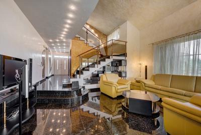 Casă individuală cu 6 camere cu Piscina în Corbeanca - 1