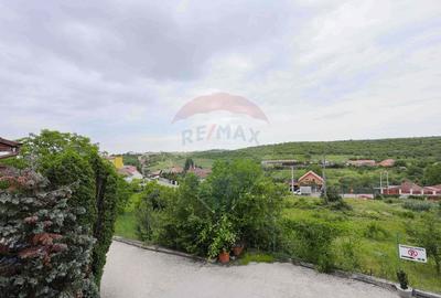 Casă cu 4 camere cu Teren 276 Mp în Dealuri Oradea - 1