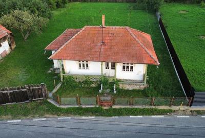 Teren de 2119 mp, în Vest - 2