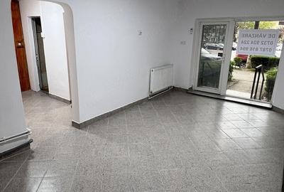 Spațiu comercial, de 34 mp, în Micro 6 - 3
