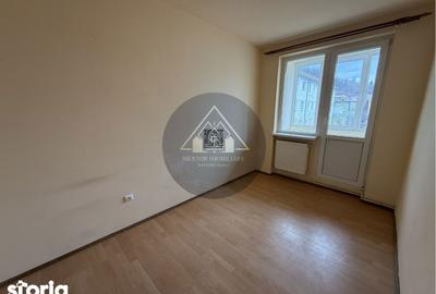 Apartament cu 4 camere decomandat în Central - 8