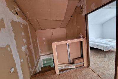 Casă cu 3 camere cu Teren 1338 Mp în Crevedia