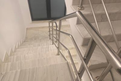 Cotroceni , Doctor Carol Davila, metrou Eroilor, piscina, constructie 2000! - 5