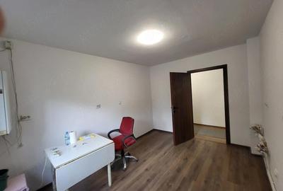 Apartament cu 2 camere decomandat în Scriitorilor - 4