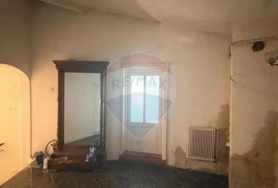 Casă cu 3 camere cu Teren 140 Mp în Central - 6