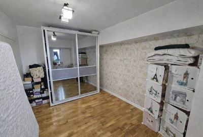 Apartament cu 3 camere decomandat în Decebal - 6