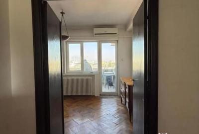 Apartament cu 3 camere decomandat în P-ța Universității - 3