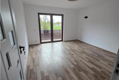 Duplex cu 4 camere cu Teren 500 Mp în Central - 24