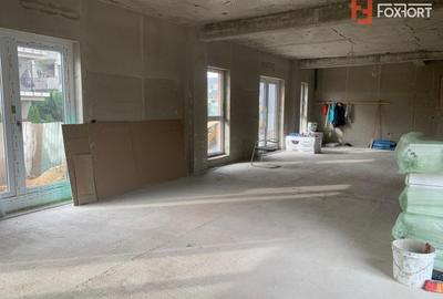 Spatiu comercial cu 2 incaperi de 140 mp - zona Braytim - 2